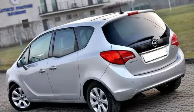 OPEL Meriva 