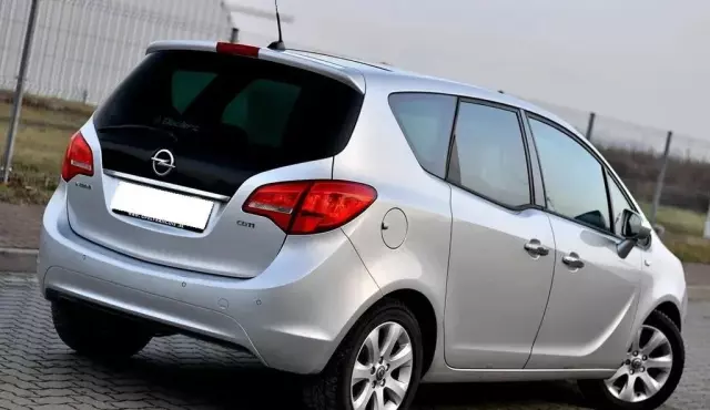 OPEL Meriva 