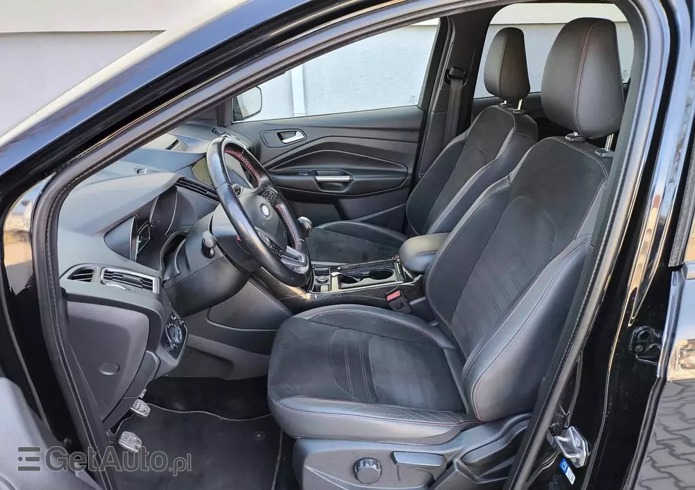 FORD Kuga 1.5 EcoBoost FWD ST-Line Black ASS GPF