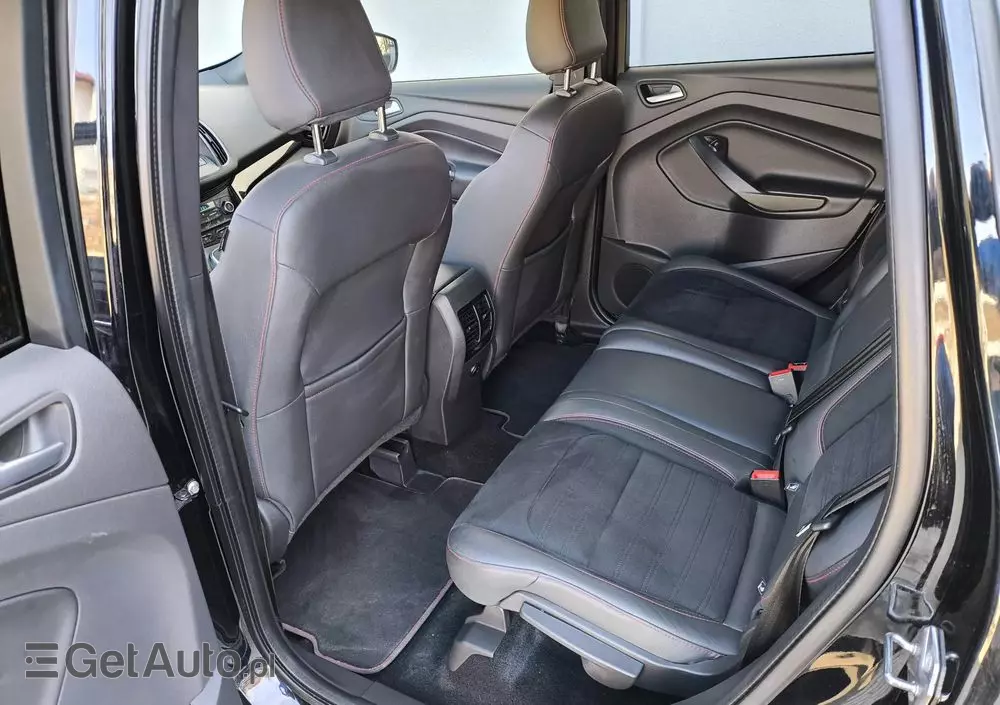 FORD Kuga 1.5 EcoBoost FWD ST-Line Black ASS GPF