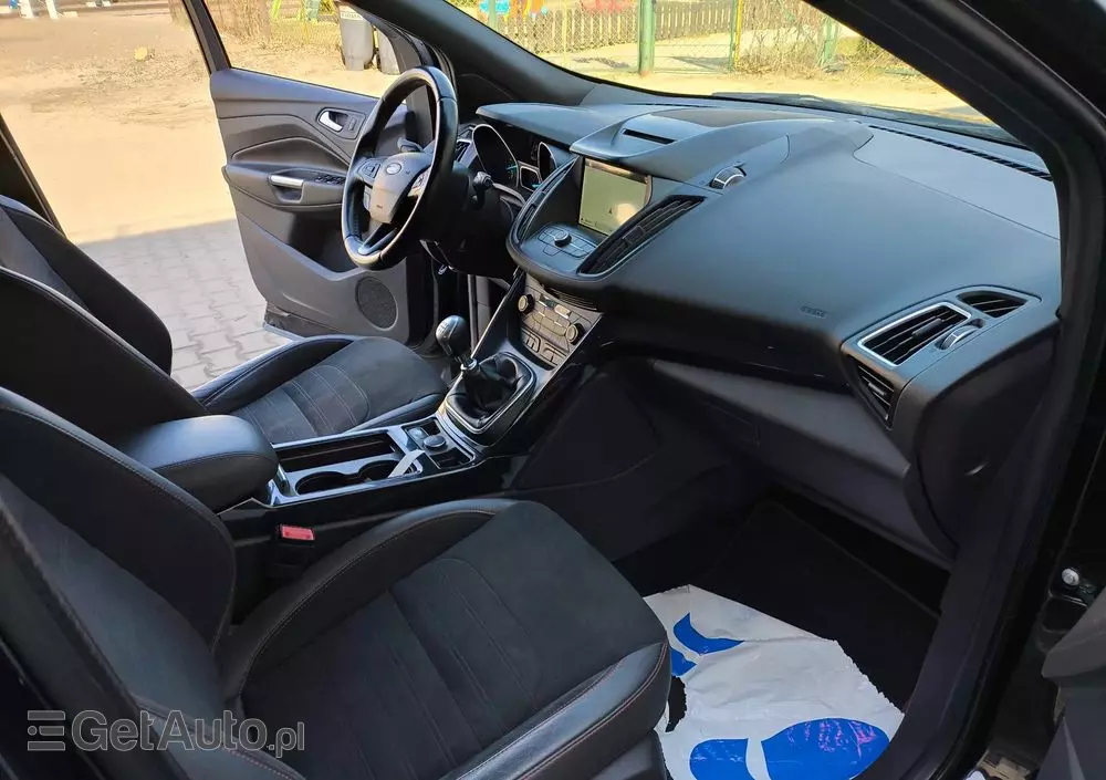 FORD Kuga 1.5 EcoBoost FWD ST-Line Black ASS GPF