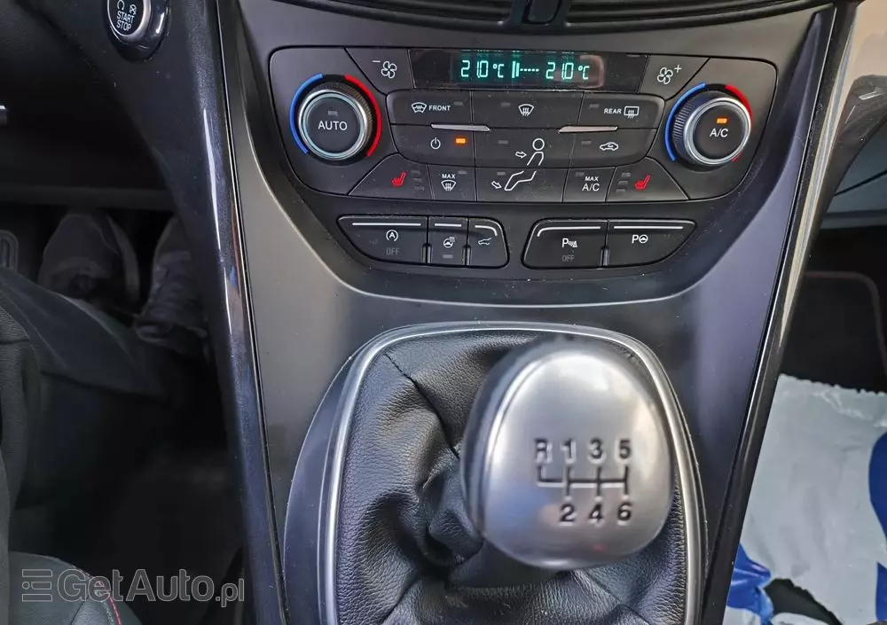 FORD Kuga 1.5 EcoBoost FWD ST-Line Black ASS GPF