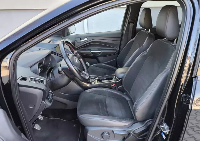 FORD Kuga 1.5 EcoBoost FWD ST-Line Black ASS GPF