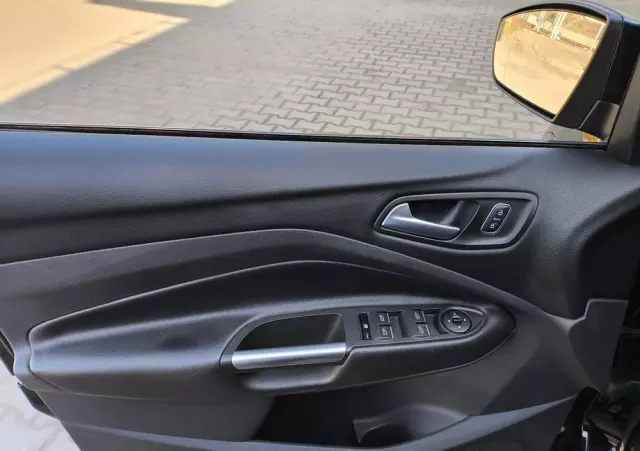 FORD Kuga 1.5 EcoBoost FWD ST-Line Black ASS GPF