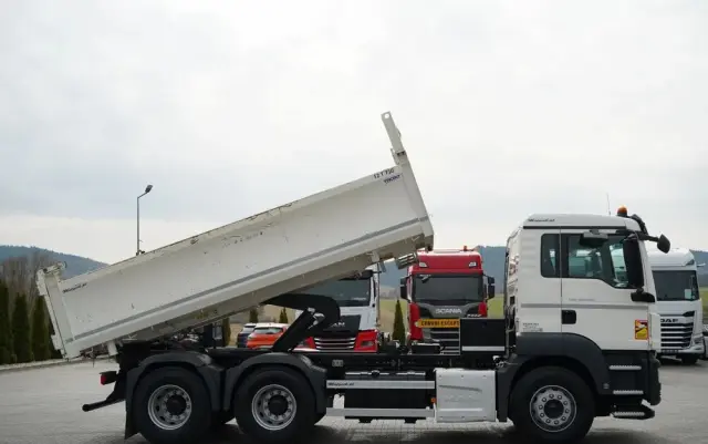 MAN TGS 26.400 / 6X4 / 2 STRONNA WYWROTKA / HYDROBURTA / AUTOMAT / EURO 6 
