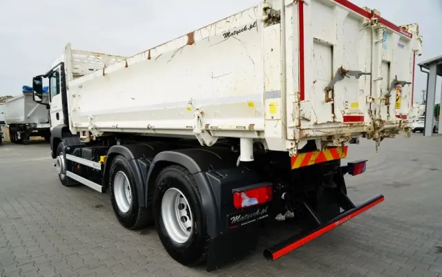 MAN TGS 26.400 / 6X4 / 2 STRONNA WYWROTKA / HYDROBURTA / AUTOMAT / EURO 6 