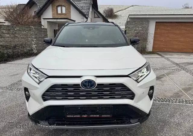 TOYOTA RAV4 2.5 4x4 Hybrid Club