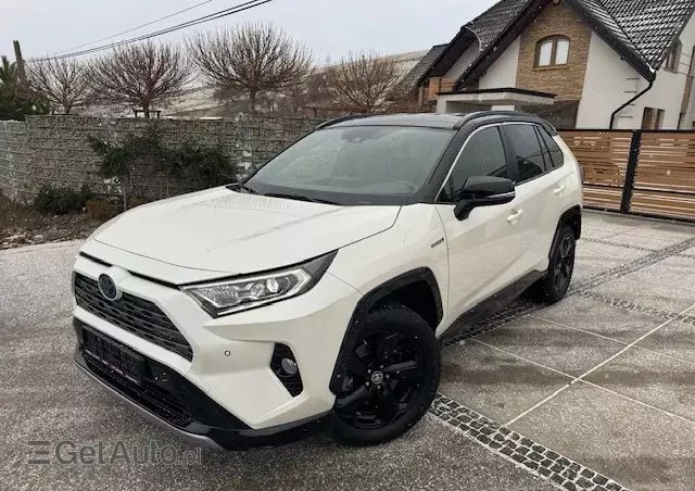 TOYOTA RAV4 2.5 4x4 Hybrid Club