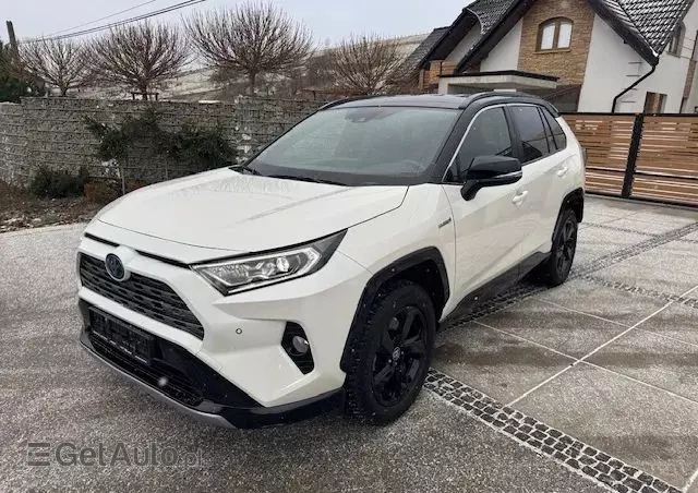 TOYOTA RAV4 2.5 4x4 Hybrid Club
