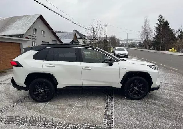 TOYOTA RAV4 2.5 4x4 Hybrid Club