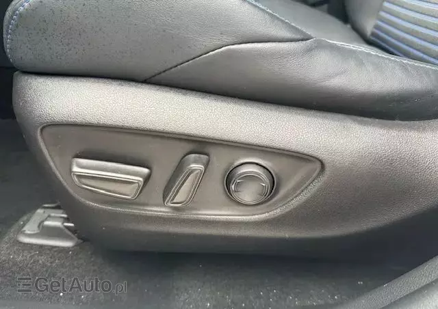 TOYOTA RAV4 2.5 4x4 Hybrid Club