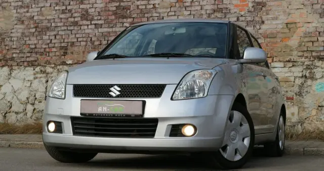 SUZUKI Swift 