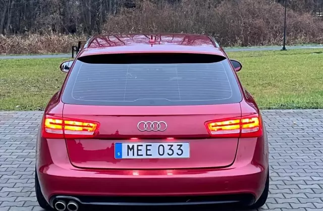 AUDI A6 