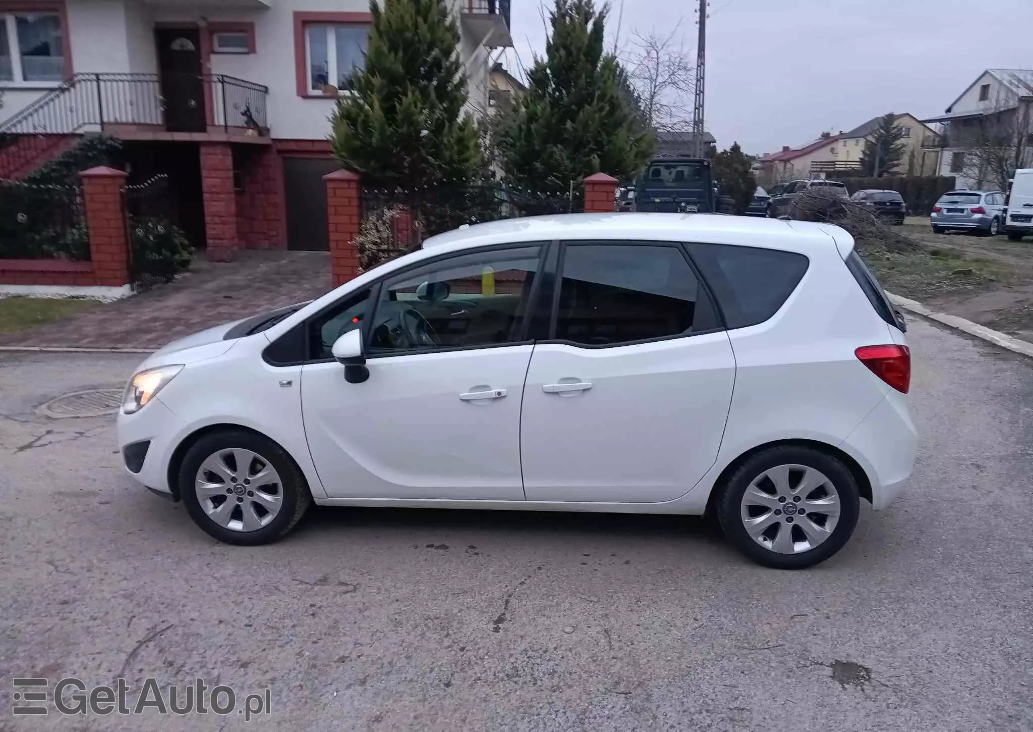 OPEL Meriva 1.4 Color Edition