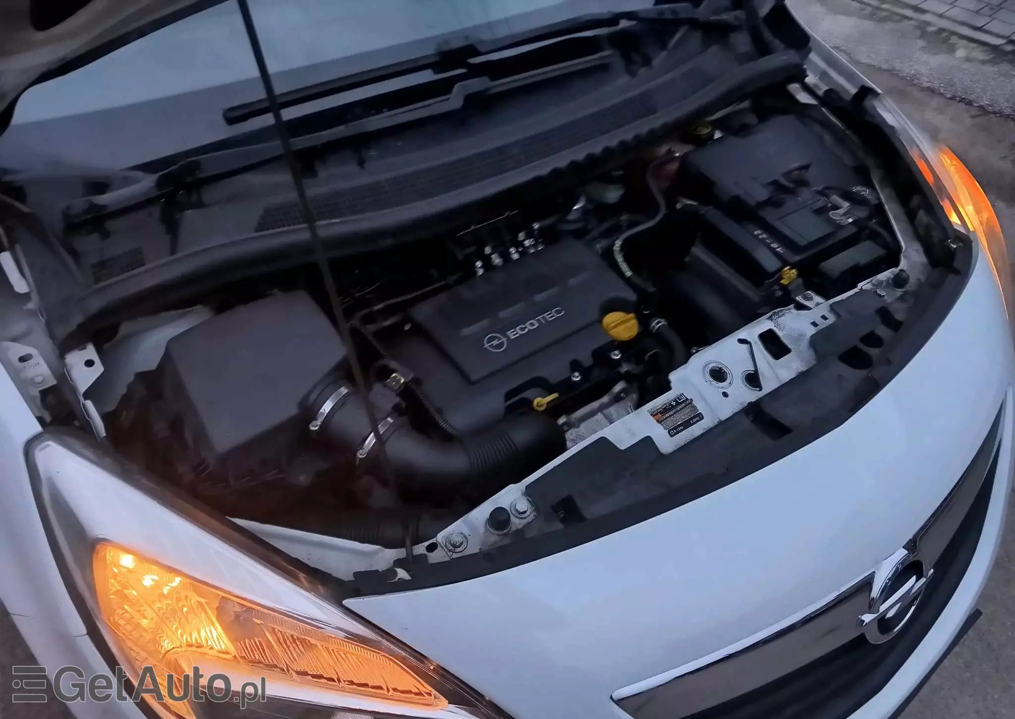 OPEL Meriva 1.4 Color Edition