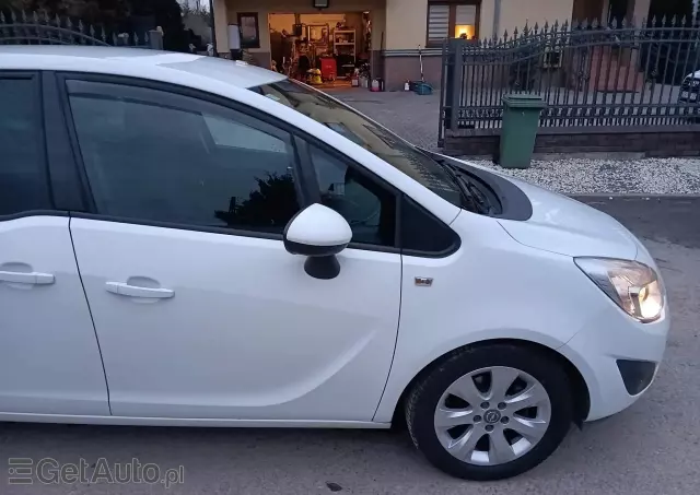OPEL Meriva 1.4 Color Edition