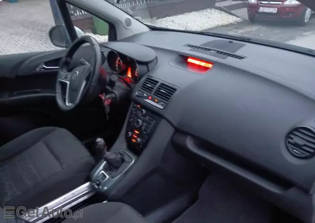 OPEL Meriva 1.4 Color Edition