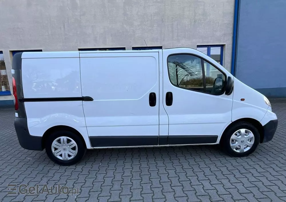 OPEL Vivaro 