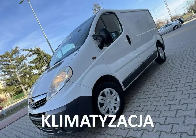OPEL Vivaro 
