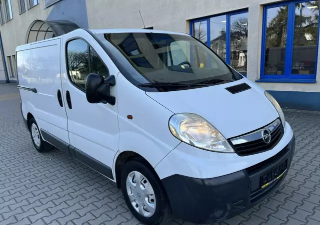 OPEL Vivaro 