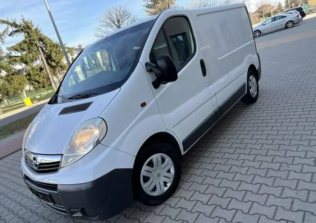 OPEL Vivaro 