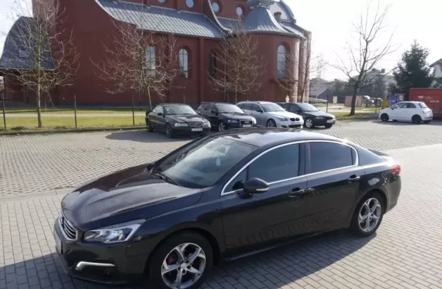 PEUGEOT 508 