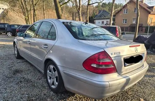 MERCEDES-BENZ Klasa E 