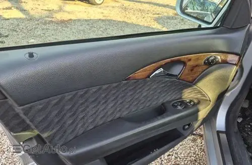 MERCEDES-BENZ Klasa E 