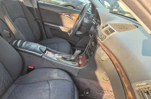 MERCEDES-BENZ Klasa E 