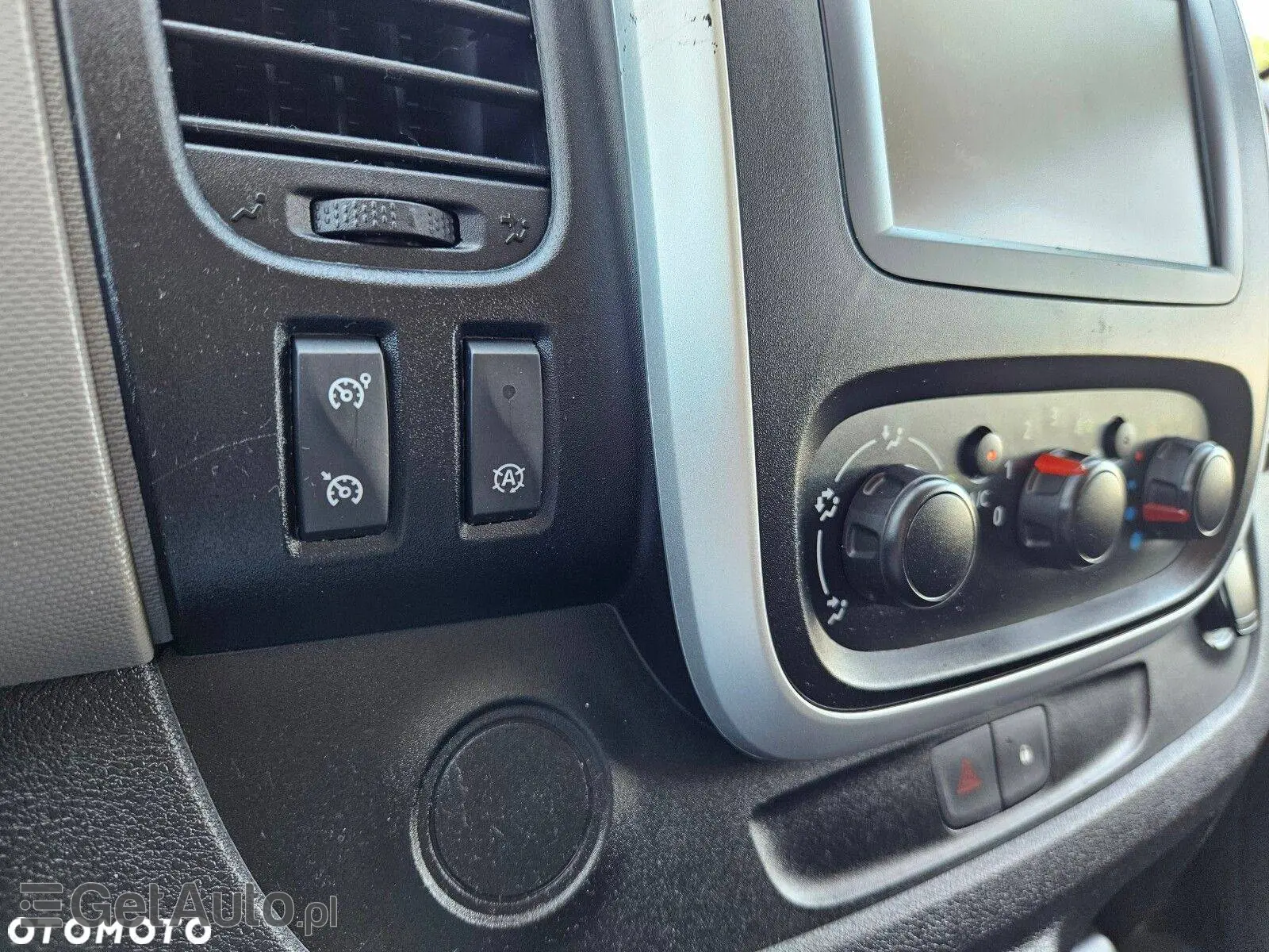 RENAULT Trafic L2H1P2 Pack Clim