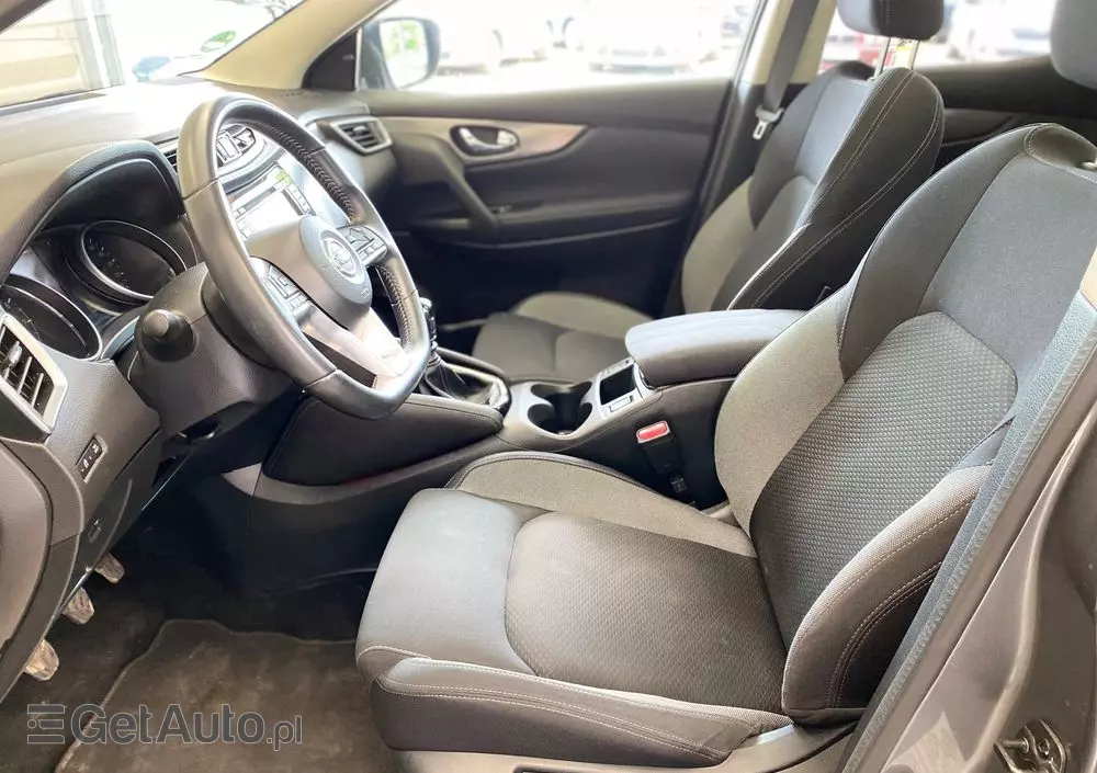 NISSAN Qashqai 1.2 DIG-T Tekna EU6