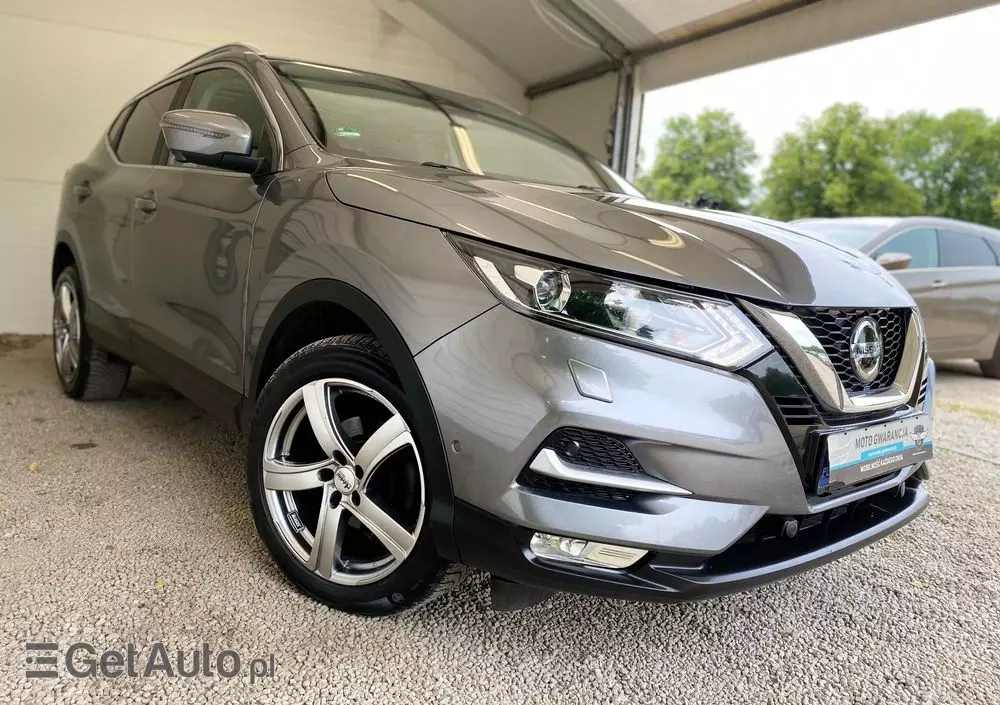 NISSAN Qashqai 1.2 DIG-T Tekna EU6