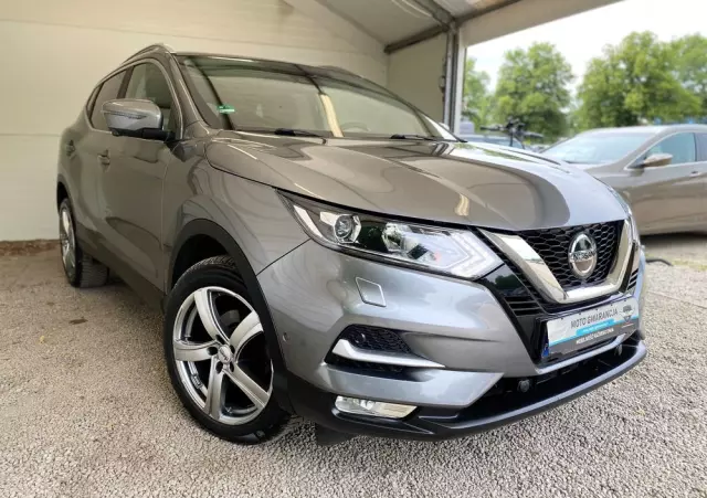 NISSAN Qashqai 1.2 DIG-T Tekna EU6