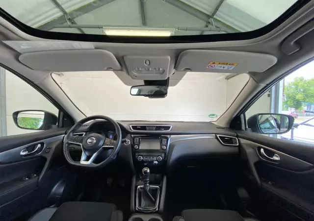 NISSAN Qashqai 1.2 DIG-T Tekna EU6
