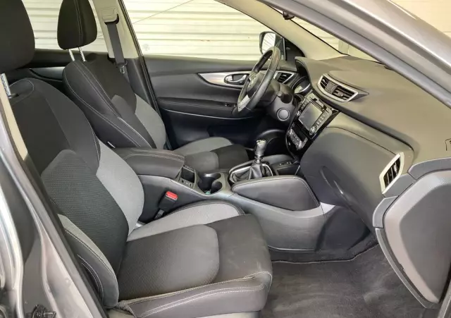 NISSAN Qashqai 1.2 DIG-T Tekna EU6