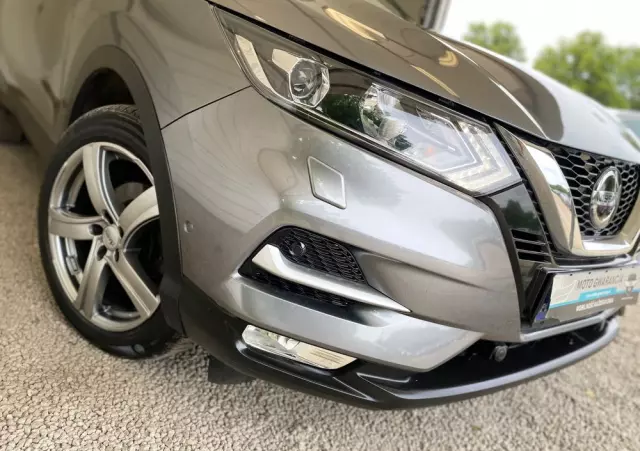 NISSAN Qashqai 1.2 DIG-T Tekna EU6