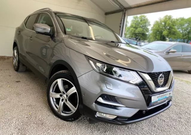 NISSAN Qashqai 1.2 DIG-T Tekna EU6