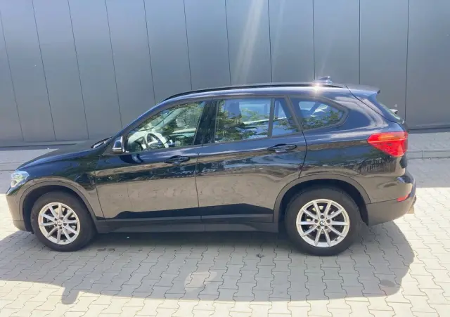 BMW X1 SDrive18i Advantage