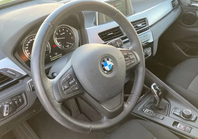 BMW X1 SDrive18i Advantage