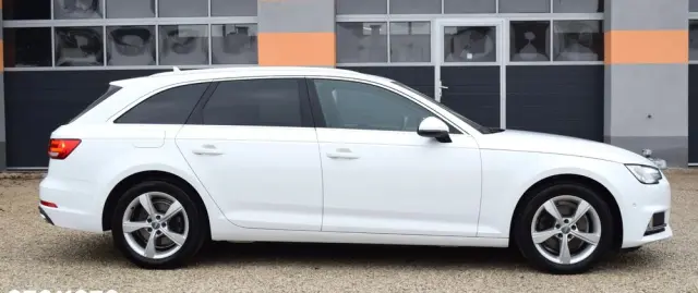 AUDI A4 Avant 2.0 TDI S tronic design
