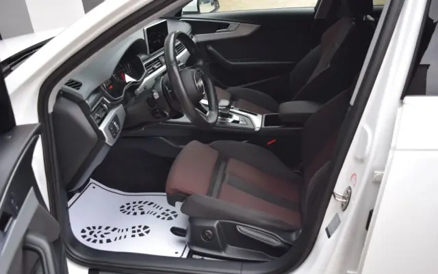 AUDI A4 Avant 2.0 TDI S tronic design