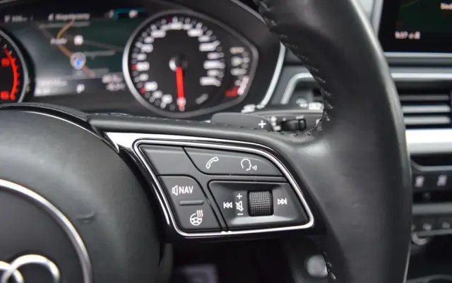 AUDI A4 Avant 2.0 TDI S tronic design