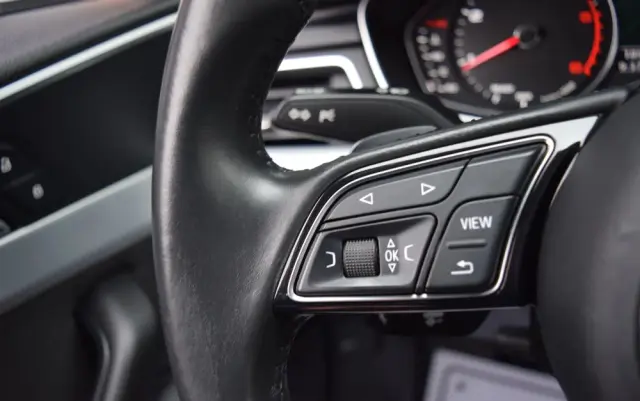 AUDI A4 Avant 2.0 TDI S tronic design