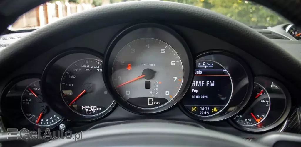 PORSCHE Panamera 