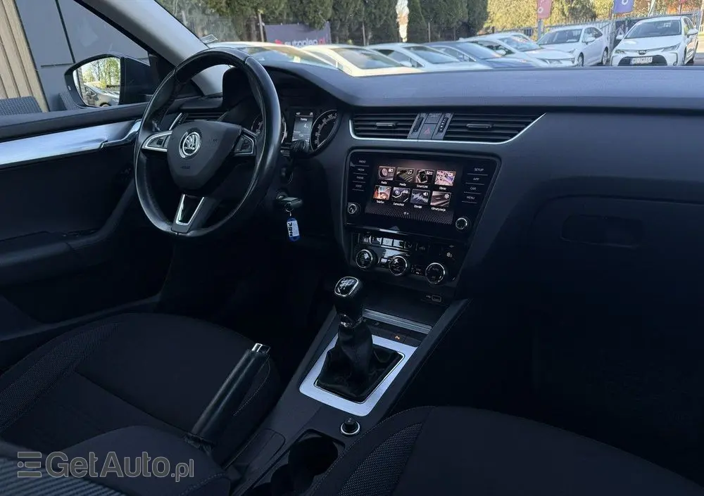 SKODA Octavia 1.6 TDI Ambition