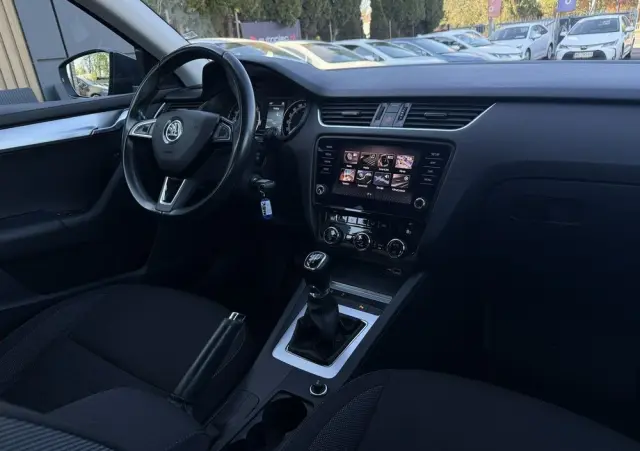 SKODA Octavia 1.6 TDI Ambition