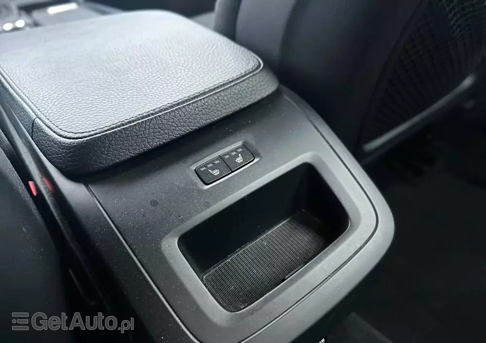 VOLVO S90 D4 Momentum