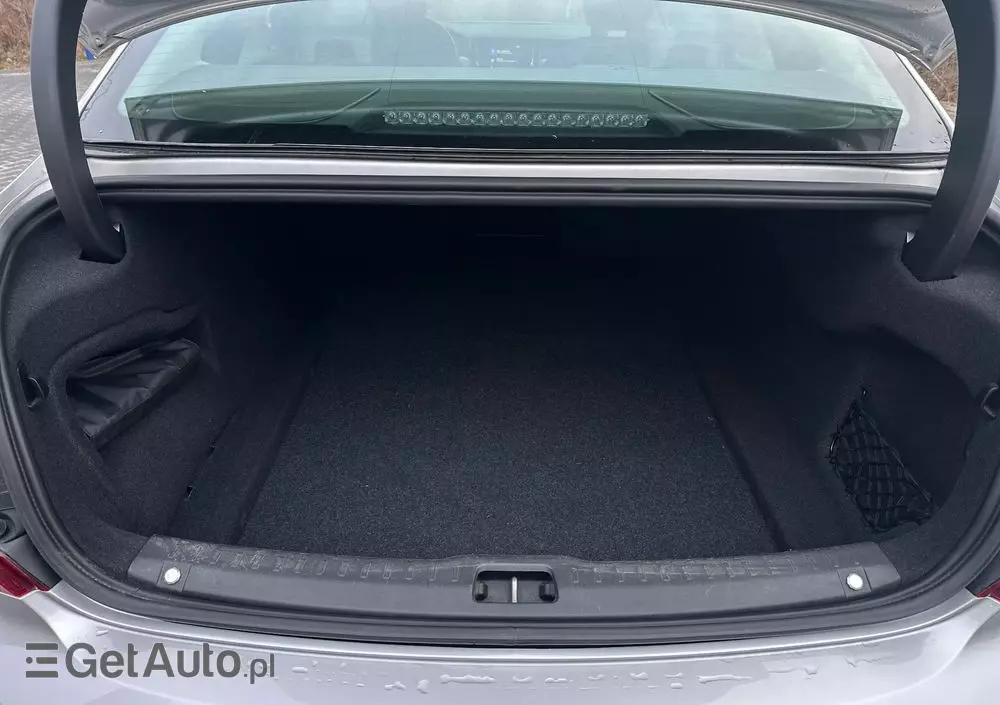 VOLVO S90 D4 Momentum