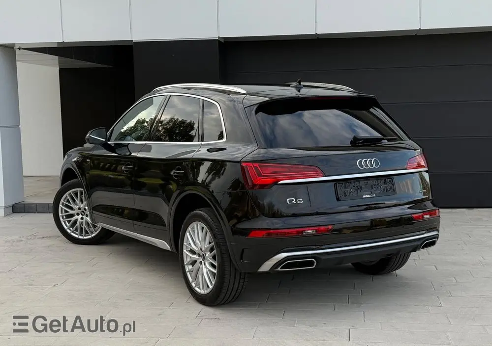 AUDI Q5 40 TDI quattro S tronic S line