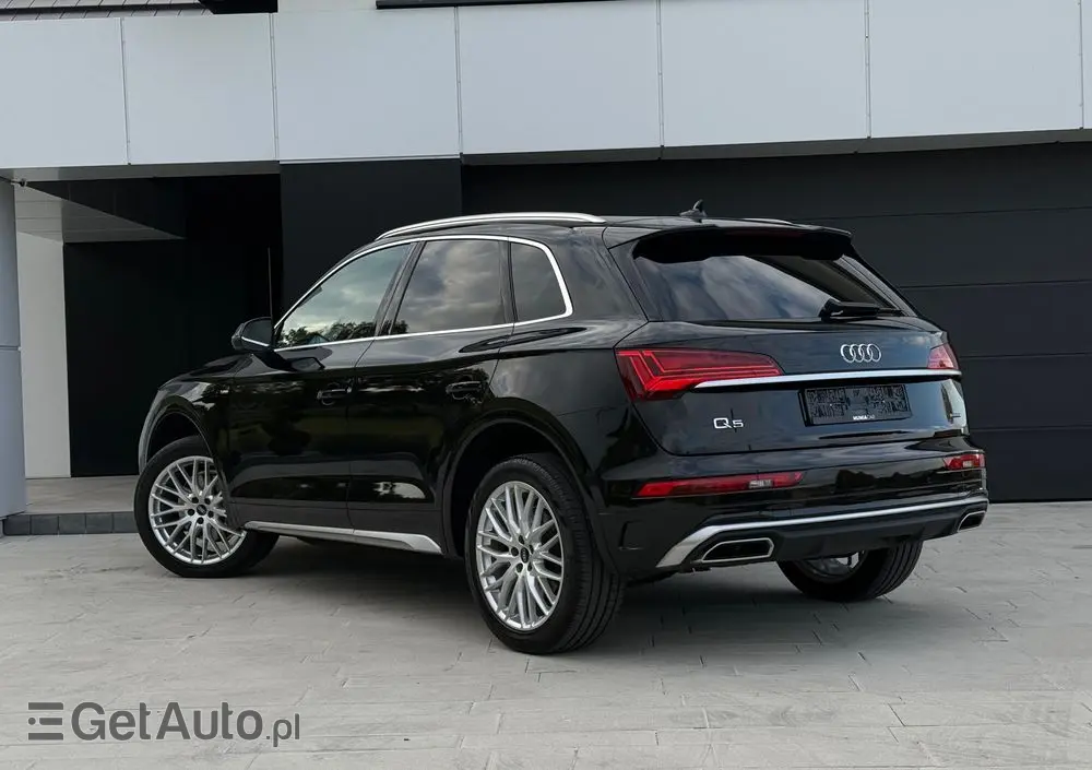 AUDI Q5 40 TDI quattro S tronic S line
